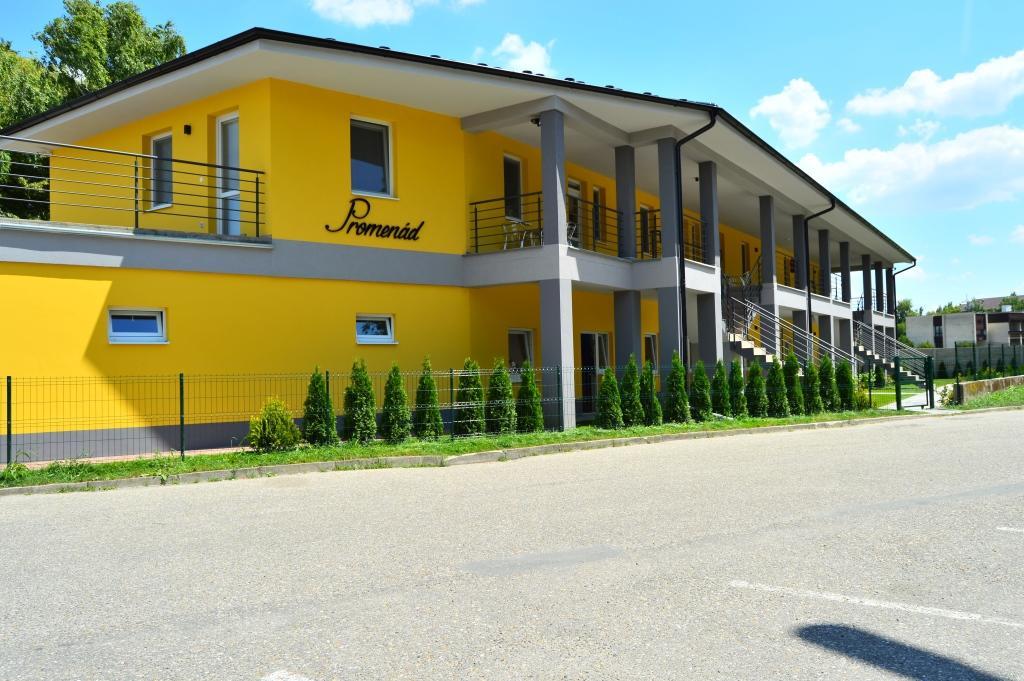Promenad Apartmany Velky Meder Exterior photo