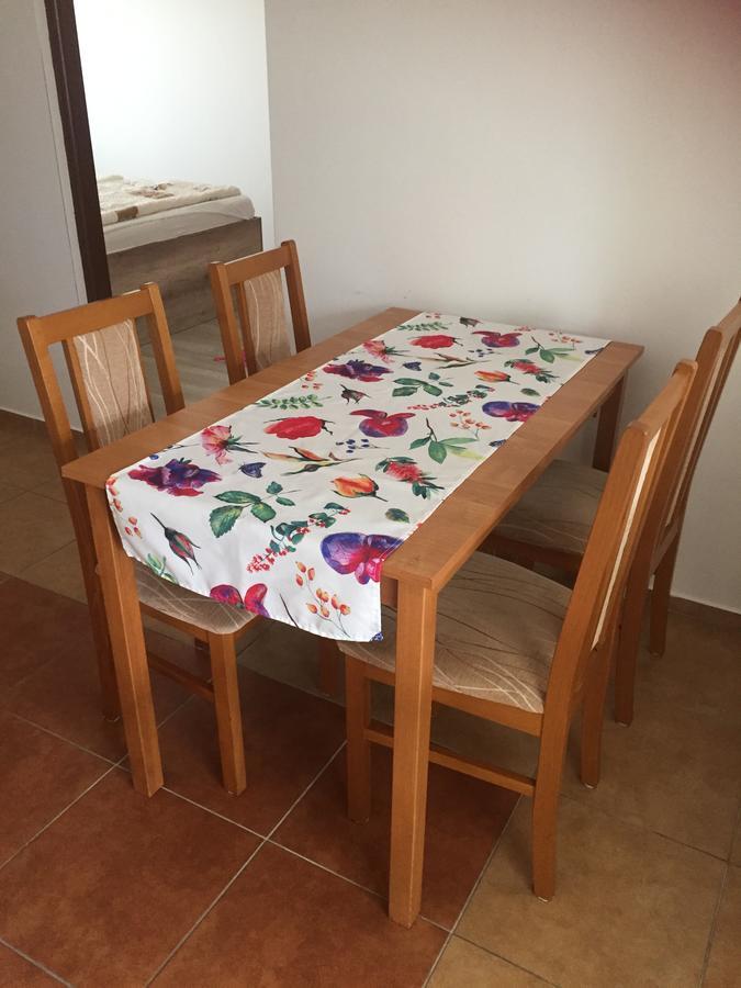 Promenad Apartmany Velky Meder Exterior photo
