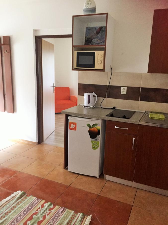 Promenad Apartmany Velky Meder Exterior photo