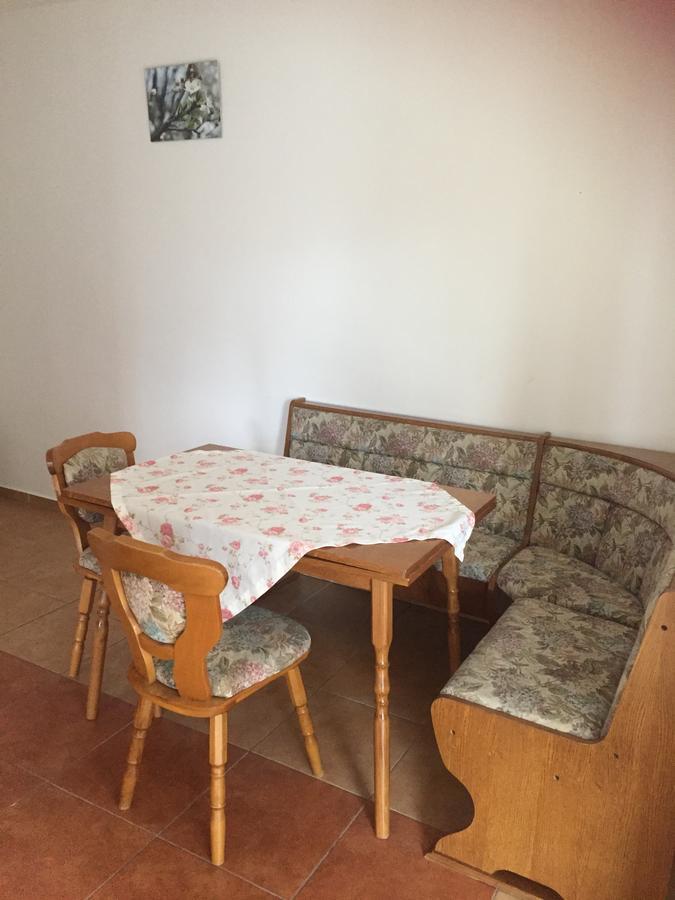 Promenad Apartmany Velky Meder Exterior photo