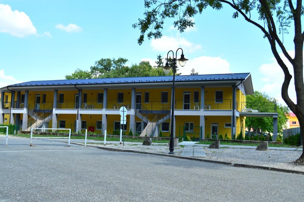 Promenad Apartmany Velky Meder Exterior photo